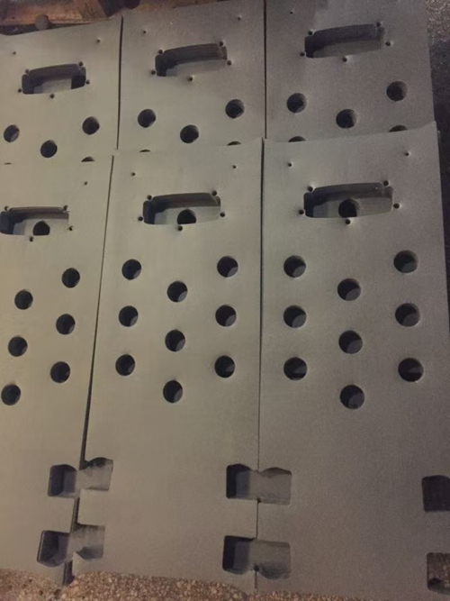 PP/PEボード - パンチ成形